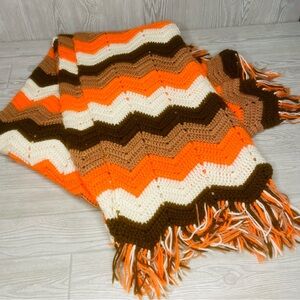 Vintage 1970s zig zag crochet knit brown theme fringe afghan throw blanket decor
